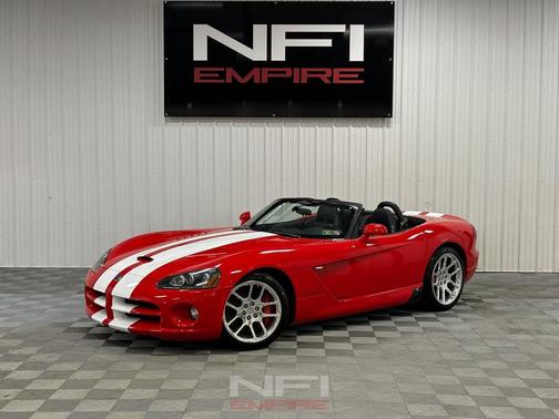 2004 Dodge Viper SRT10