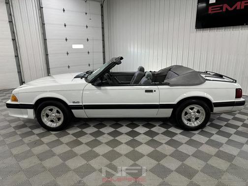 1987 Ford Mustang LX