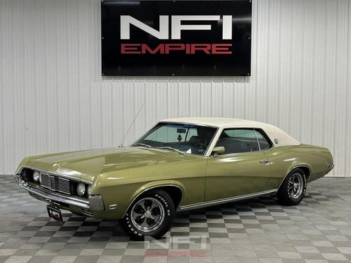 1969 Mercury Cougar XR7