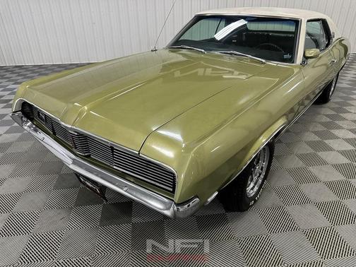 1969 Mercury Cougar XR7