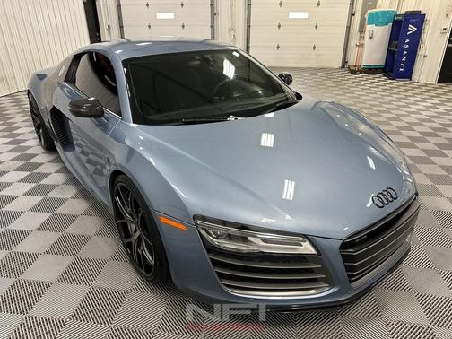2014 Audi R8 5.2 plus