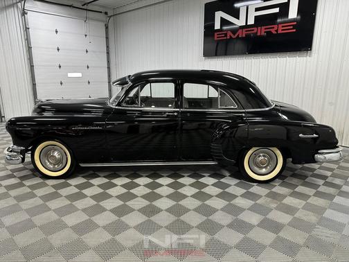 1950 Pontiac Streamliner Base