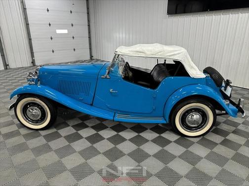 1953 MG TD base