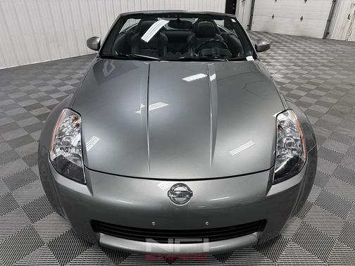 Silver 2004 Nissan 350Z Touring