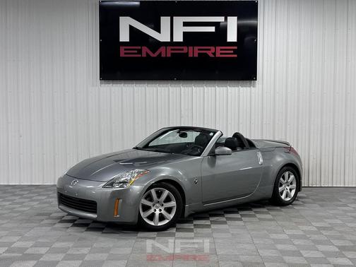 Silver 2004 Nissan 350Z Touring