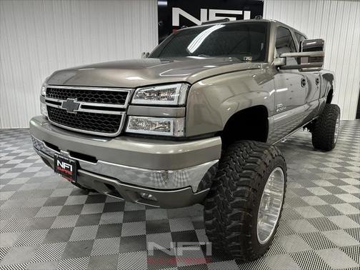 2006 Chevrolet Silverado 2500 LT H/D Crew Cab