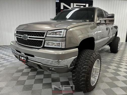 2006 Chevrolet Silverado 2500 LT H/D Crew Cab