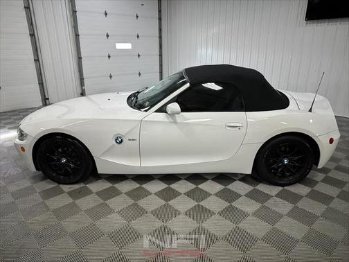 2005 BMW Z4 2.5i Roadster