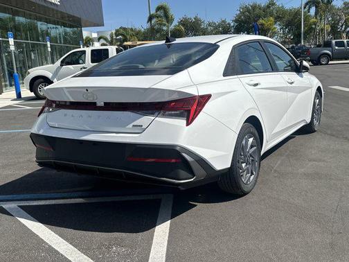 2025 Hyundai ELANTRA HEV Blue