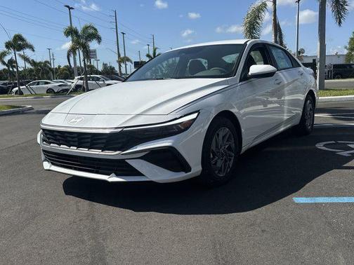 2025 Hyundai ELANTRA HEV Blue