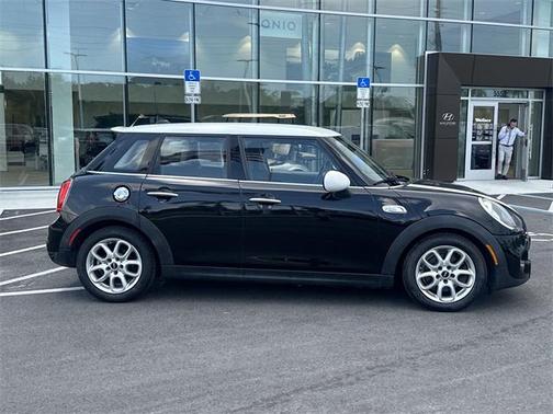 2017 MINI Hardtop Cooper S