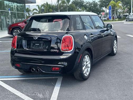 2017 MINI Hardtop Cooper S