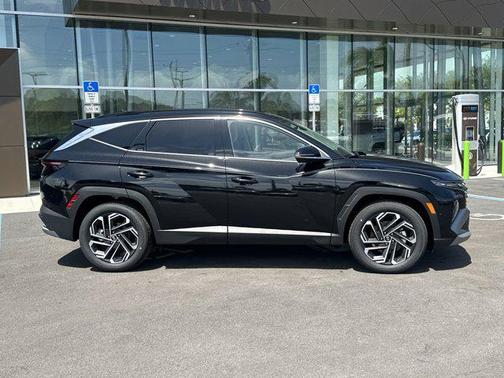 2025 Hyundai TUCSON Limited