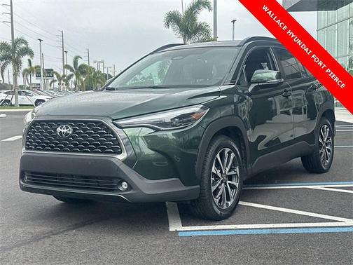 2023 Toyota Corolla Cross XLE