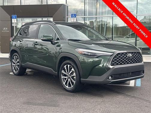 2023 Toyota Corolla Cross XLE