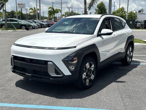 2025 Hyundai KONA SEL Convenience
