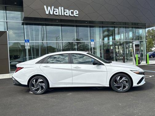 2025 Hyundai ELANTRA Sport