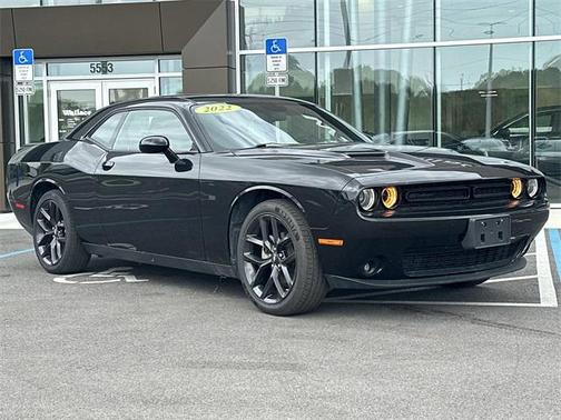 2022 Dodge Challenger SXT