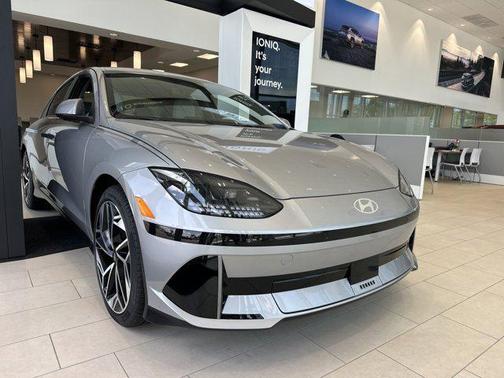 2025 Hyundai IONIQ 6 SEL