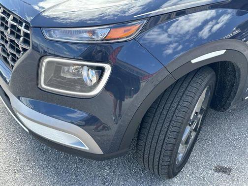 2024 Hyundai Venue Limited