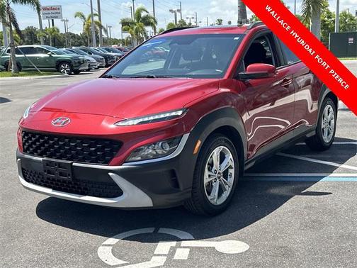 2022 Hyundai KONA SEL