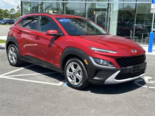 2022 Hyundai KONA SEL
