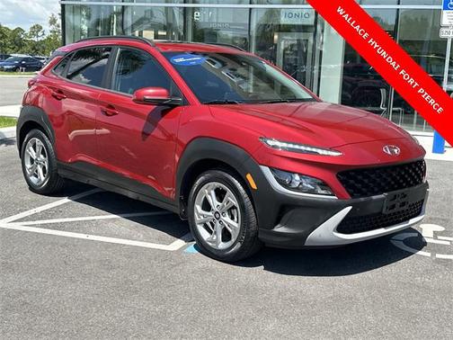 2022 Hyundai KONA SEL
