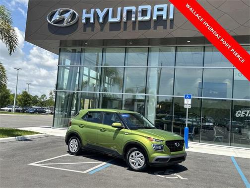 2023 Hyundai VENUE SE