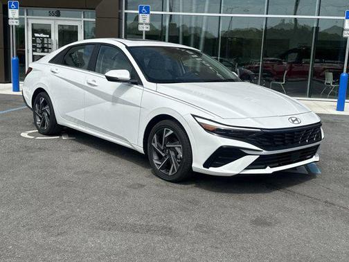 2025 Hyundai ELANTRA Limited