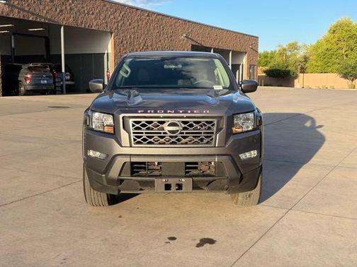 Gun Metallic 2023 Nissan Frontier SV