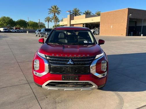 Red Diamond 2024 Mitsubishi Outlander SE 2.5 2WD