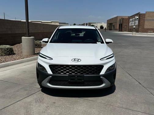 2023 Hyundai KONA SE