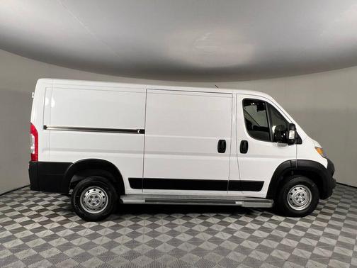 2023 RAM ProMaster 2500 Base