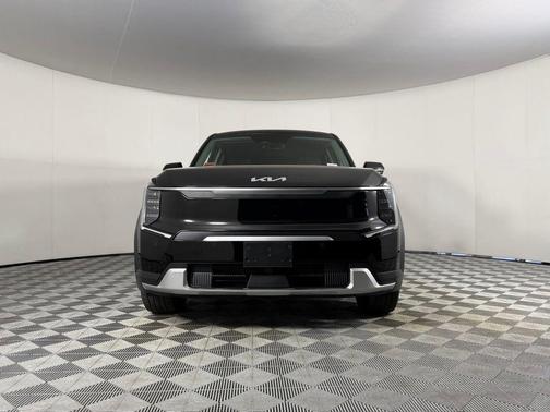 2024 Kia EV9 Light Short Range