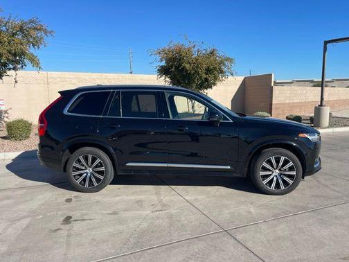 2025 Volvo XC90 B6 Plus 7-Seater