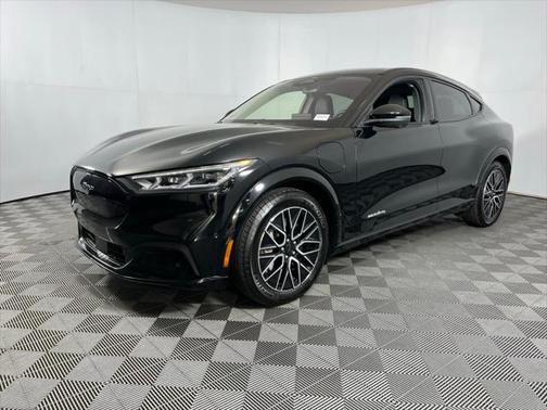 2022 Ford Mustang Mach-E Premium