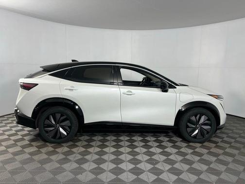 2024 Nissan ARIYA EVOLVE+