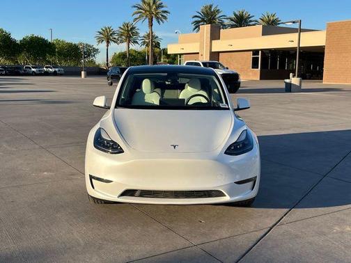 2023 Tesla Model Y Long Range Dual Motor All-Wheel Drive