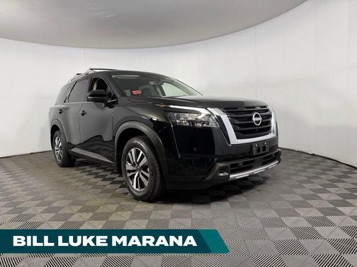 Super Black 2025 Nissan Pathfinder SL FWD