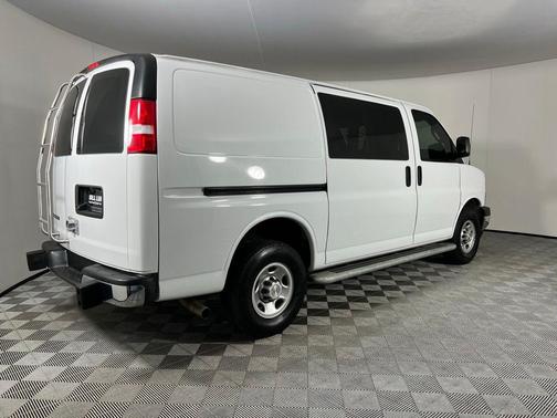 2020 Chevrolet Express 2500 RWD 2500 Regular Wheelbase WT