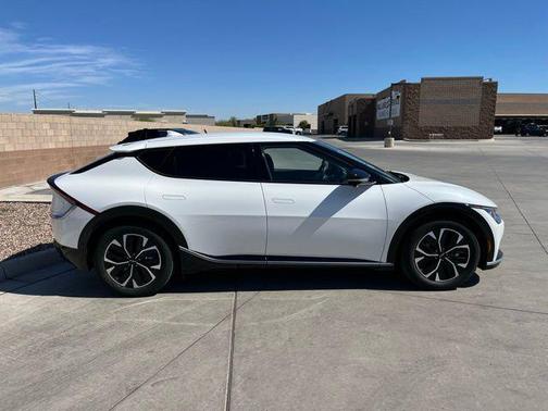 2023 Kia EV6 Wind