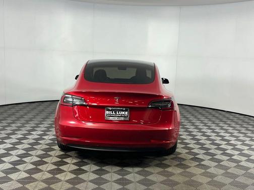 2022 Tesla Model 3 Standard Range