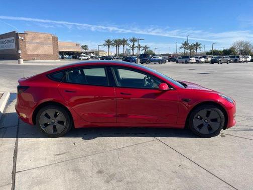 2022 Tesla Model 3 Standard Range
