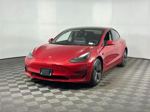 2022 Tesla Model 3 Standard Range