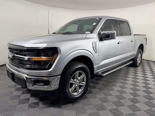 Iconic Silver Metallic 2025 Ford F-150 XLT