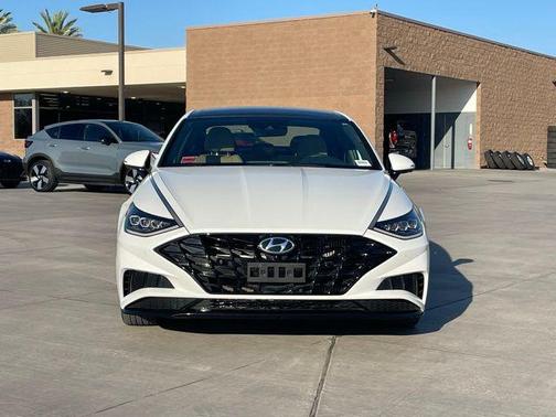 2022 Hyundai SONATA Limited