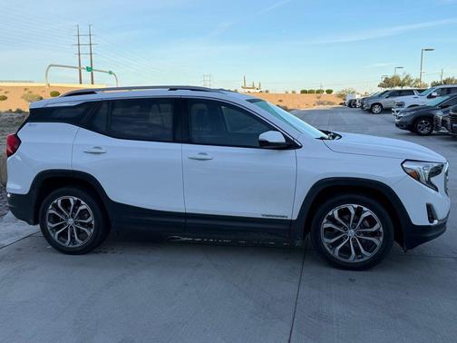 2021 GMC Terrain SLT