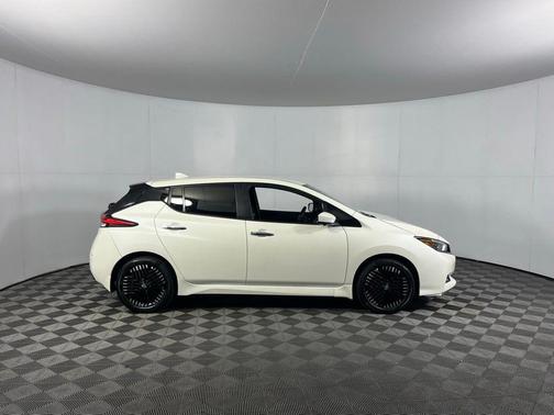 2025 Nissan Leaf SV PLUS