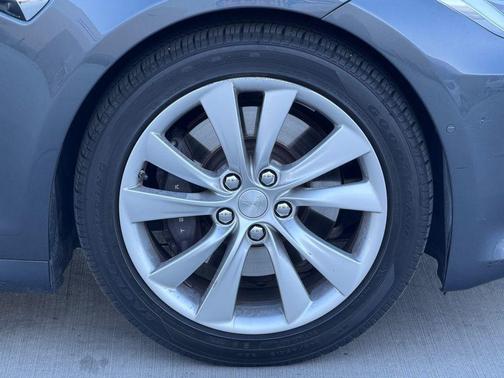 2016 Tesla Model S 75