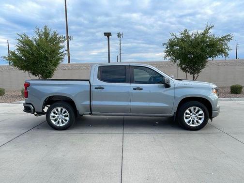 2024 Chevrolet Silverado 1500 Custom